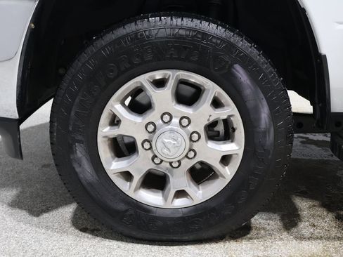 Used 2024 RAM 2500 Laramie w/ Chrome Bumper Package image 10