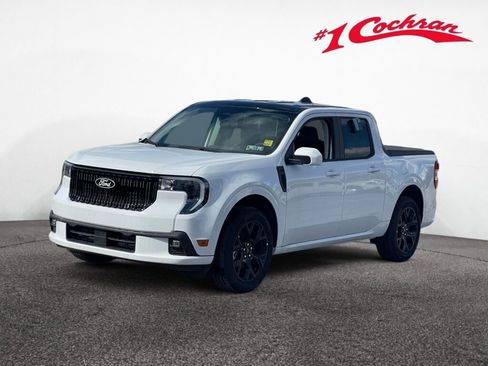 New 2025 Ford Maverick Lobo image 3