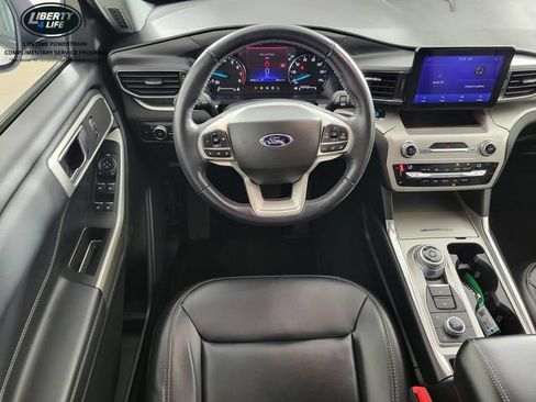 Used 2021 Ford Explorer XLT w/ Equipment Group 202A AWD/4WD image 28