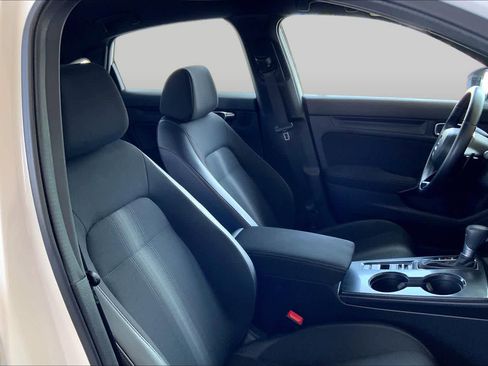 Used 2025 Honda Civic Sport image 9