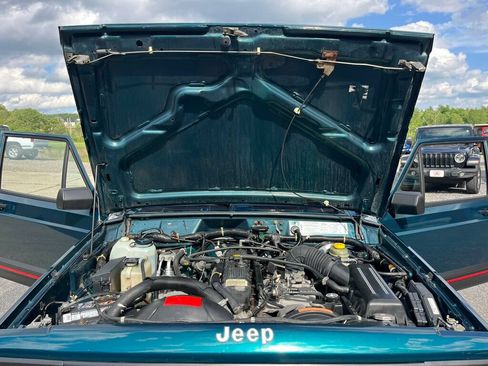 Used 1995 Jeep Cherokee Sport AWD/4WD image 30