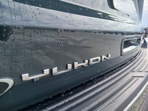 New 2026 GMC Yukon AT4 Ultimate w/ LPO, Illumination Package AWD/4WD image 42