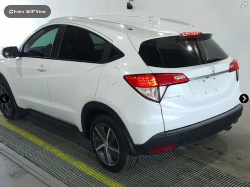 Used 2022 Honda HR-V EX-L image 2