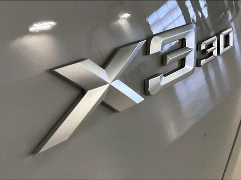 New 2026 BMW X3 xDrive30i w/ Convenience Package AWD/4WD image 15