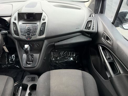Used 2018 Ford Transit Connect XL image 26