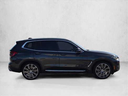 Used 2022 BMW X3 sDrive30i w/ Premium Package RWD image 4