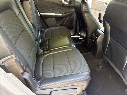 Used 2023 Ford Escape ST-Line w/ Tech Pack #1 FWD image 15