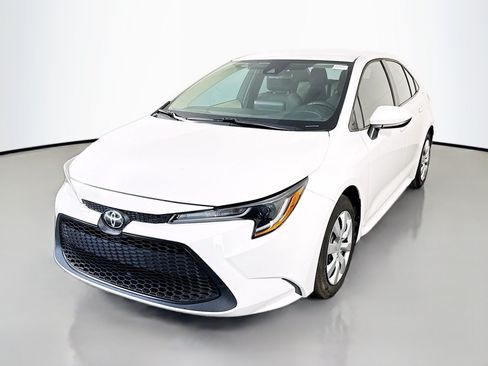 Used 2022 Toyota Corolla LE FWD image 4