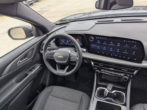 New 2026 Chevrolet Traverse LT image 19