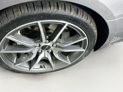 Used 2024 Genesis G70 2.5T RWD image 11