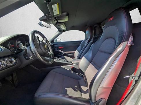 Used 2021 Porsche 718 Boxster image 13