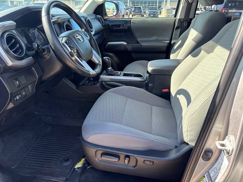 Used 2023 Toyota Tacoma SR5 w/ Technology Package AWD/4WD image 16