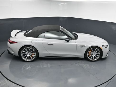 Used 2022 Mercedes-Benz SL 63 AMG 4MATIC image 19