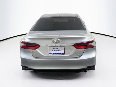 Used 2021 Toyota Camry LE FWD image 6