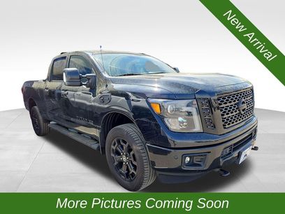 Used 2019 Nissan Titan SL w/ Midnight Edition