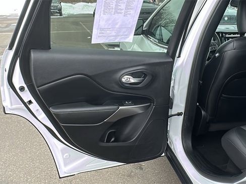 Used 2021 Jeep Cherokee Limited w/ Elite Package image 22