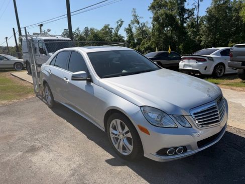 Used 2011 Mercedes-Benz E 350 Sedan image 1