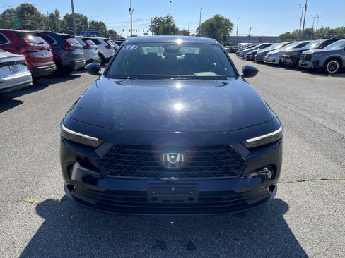 Used 2023 Honda Accord EX image 17