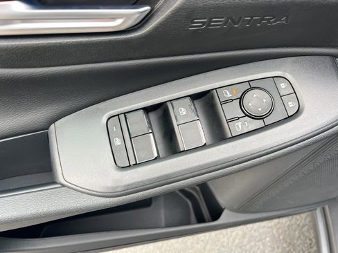 New 2026 Nissan Sentra SV w/ SV Convenience Package FWD image 32
