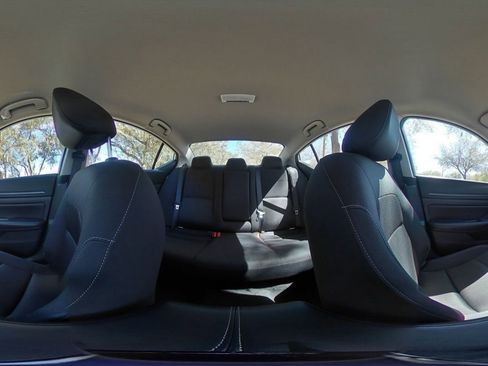 Used 2025 Nissan Altima 2.5 SV image 37