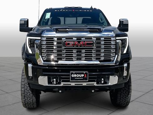 New 2026 GMC Sierra 2500 Denali w/ Denali Reserve Package image 3