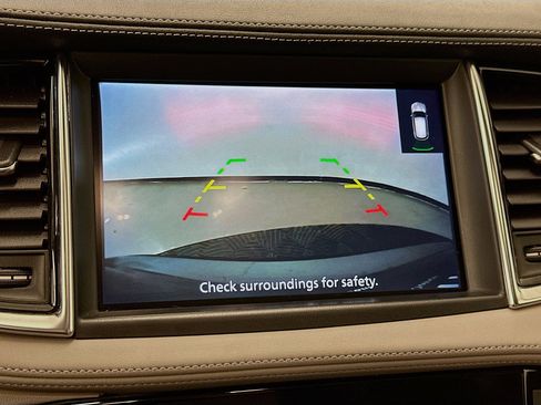 Used 2023 INFINITI QX50 Luxe AWD/4WD image 22