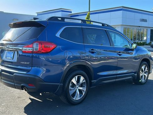 Used 2022 Subaru Ascent Premium w/ Convenience Package AWD/4WD image 6