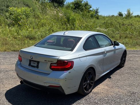 Used 2016 BMW M235i Coupe RWD image 9