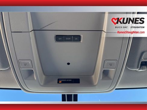 Used 2018 Chevrolet Silverado 1500 LT image 34