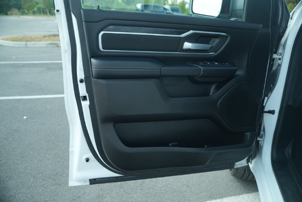 Used 2023 RAM 1500 Big Horn AWD/4WD image 13