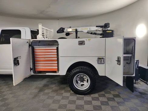 Used 2024 RAM 3500 Tradesman AWD/4WD image 7