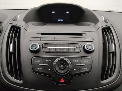 Used 2018 Ford Escape SE FWD image 25