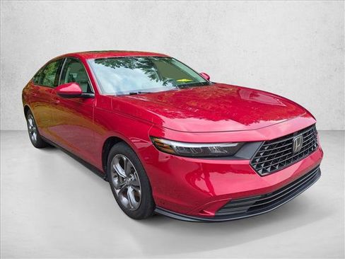 Used 2024 Honda Accord EX image 3