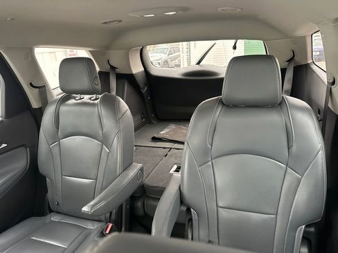 Used 2018 Buick Enclave Essence w/ Trailering Package image 19