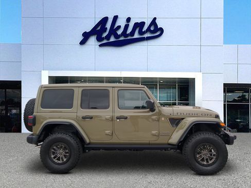Used 2025 Jeep Wrangler Unlimited Rubicon 392 AWD/4WD image 1