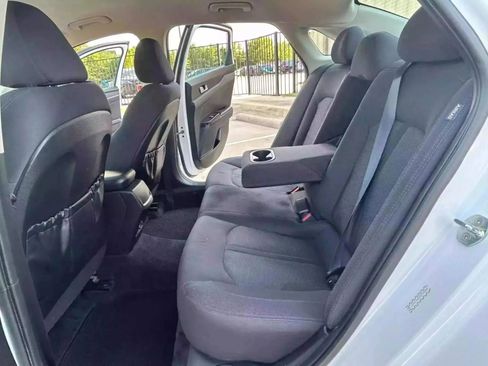 Used 2023 Kia K5 LXS image 16