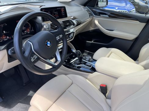 Used 2021 BMW X4 xDrive30i w/ Premium Package AWD/4WD image 11