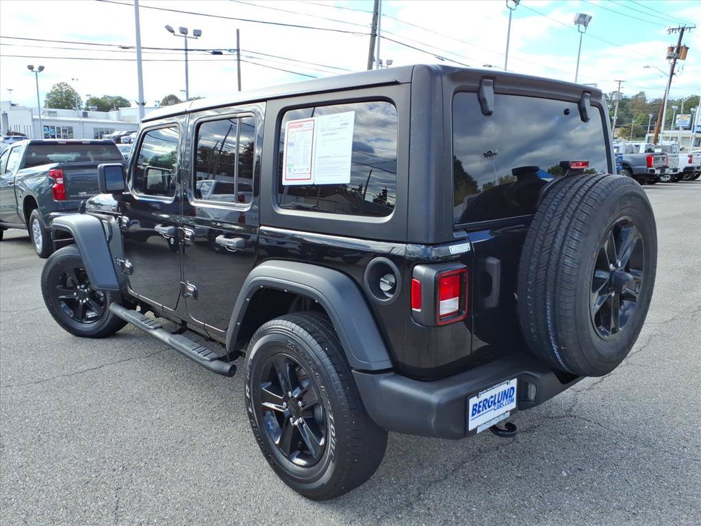Used 2023 Jeep Wrangler Unlimited Sport AWD/4WD image 6