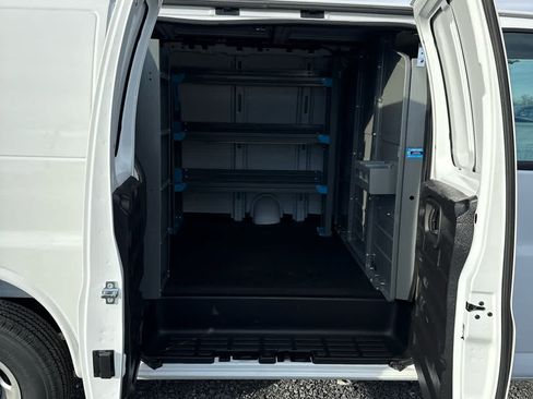 New 2025 GMC Savana 2500 w/ Driver Convenience Package RWD image 12