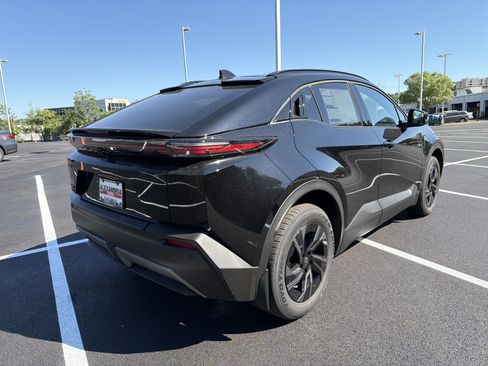 New 2026 Toyota C-HR AWD/4WD image 5