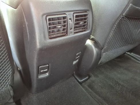 Used 2018 Toyota 4Runner SR5 image 33