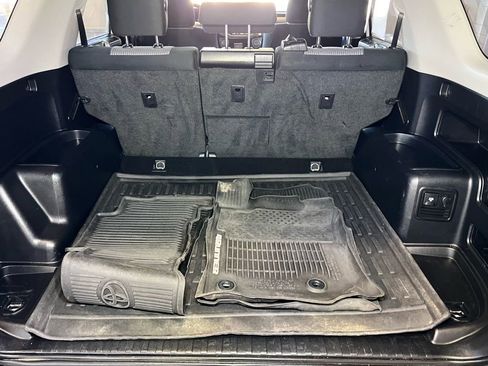 Used 2017 Toyota 4Runner SR5 image 58