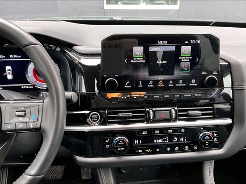 Used 2024 Nissan Pathfinder Platinum w/ Cargo Package image 6