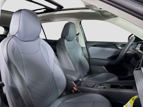 New 2026 Volkswagen Tiguan SE image 29