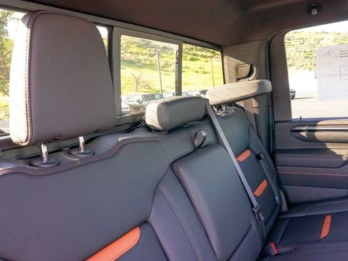 New 2026 GMC Sierra 2500 AT4 w/ AT4 Premium Plus Package AWD/4WD image 11