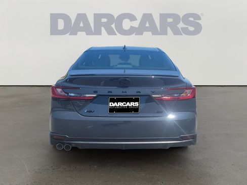 Used 2025 Toyota Camry SE FWD image 6