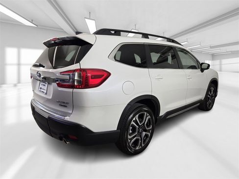 New 2026 Subaru Ascent Limited image 4