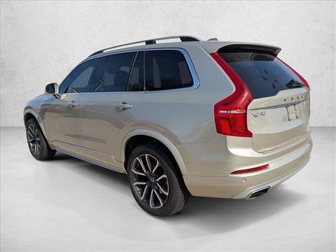 Used 2018 Volvo XC90 T6 Momentum w/ Convenience Package image 7