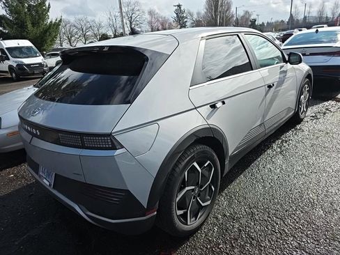 Used 2024 Hyundai Ioniq 5 SEL image 5