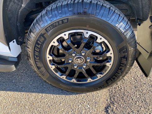 Used 2025 Toyota Sequoia TRD Pro AWD/4WD image 30